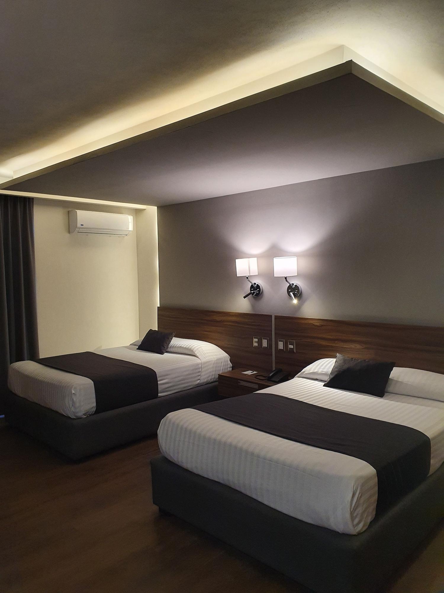Estanza Hotel & Suites Morelia Buitenkant foto