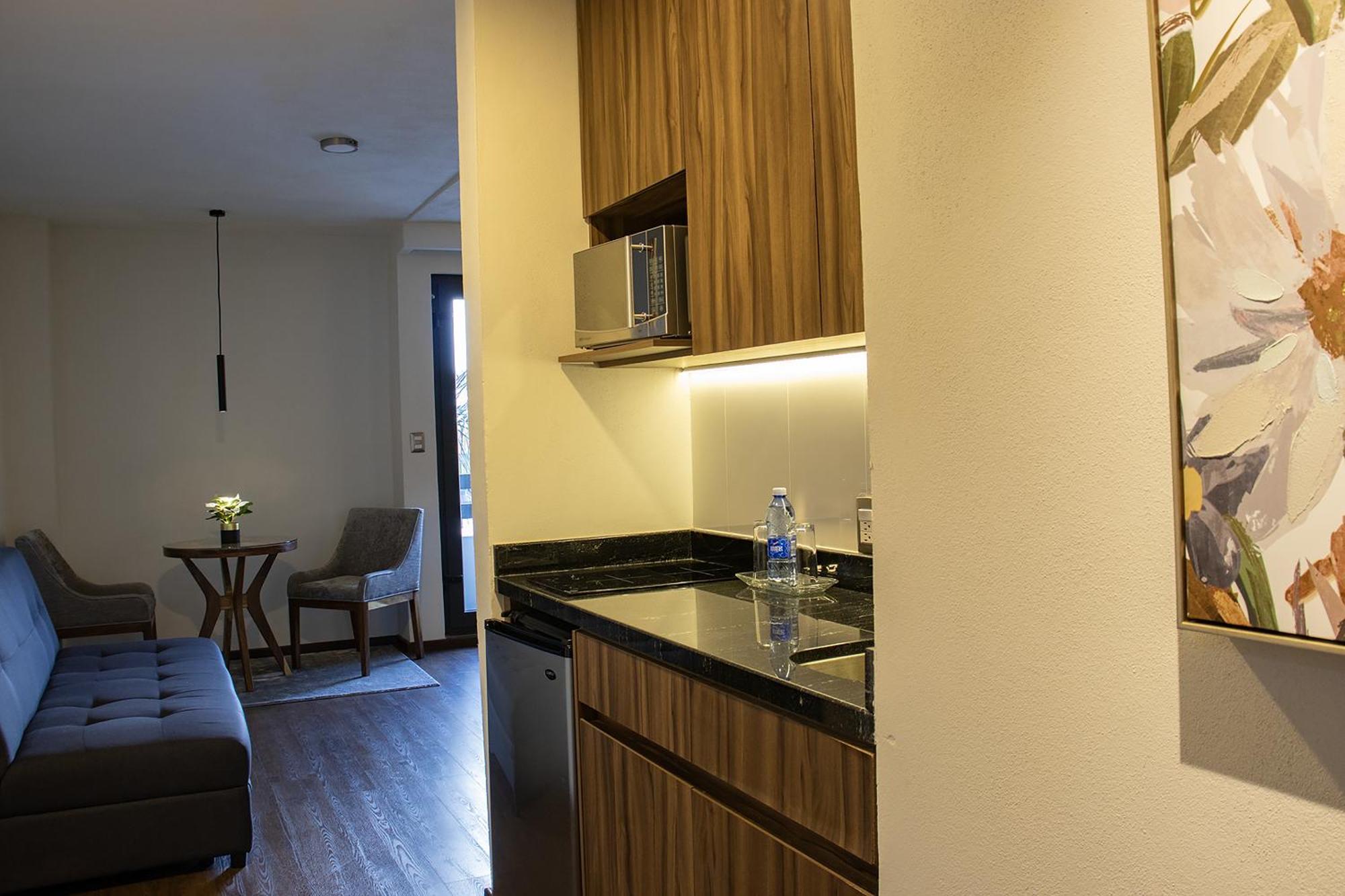 Estanza Hotel & Suites Morelia Buitenkant foto